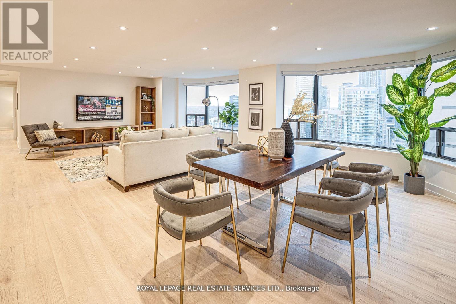 2008 - 175 Cumberland Street, Toronto (Annex), Ontario  M5R 3M9 - Photo 13 - C12159644