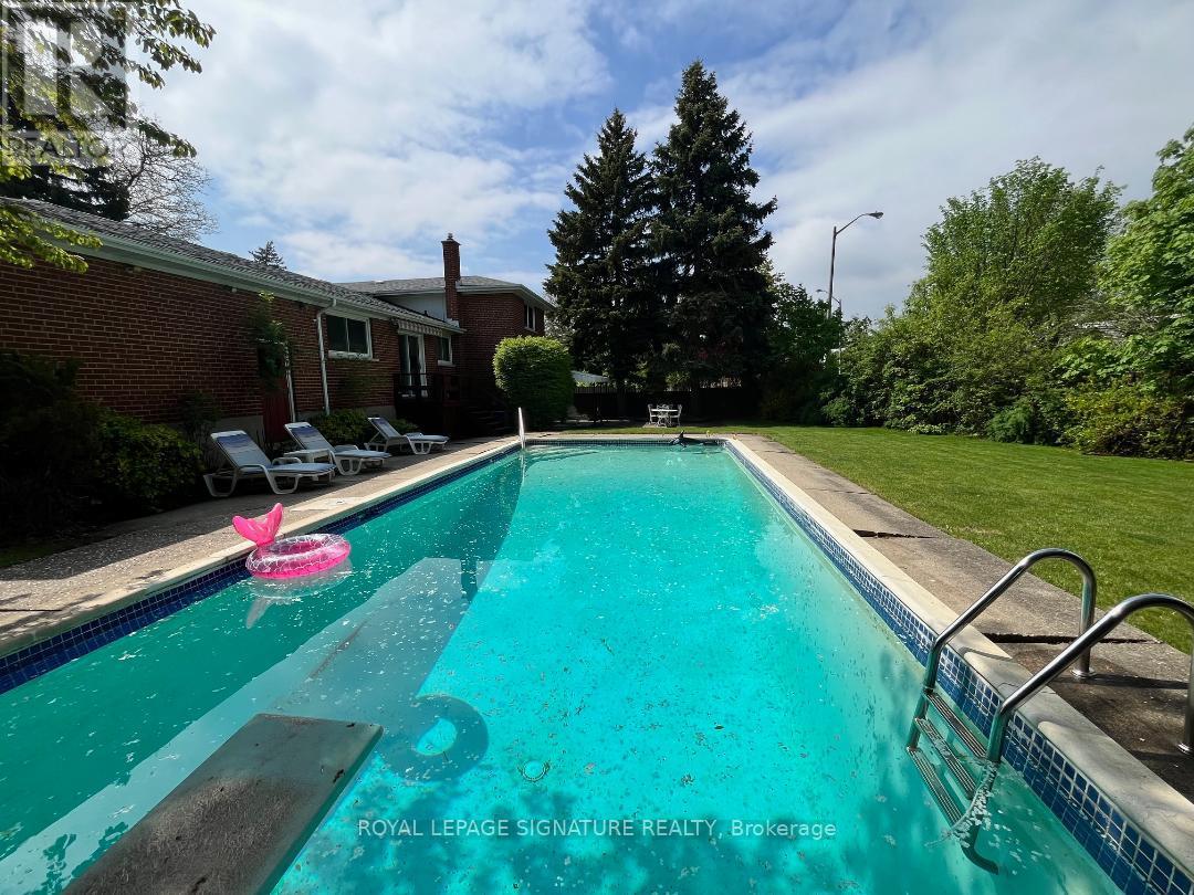 36 Lesgay Crescent, Toronto, Ontario  M2J 2H8 - Photo 38 - C12159647