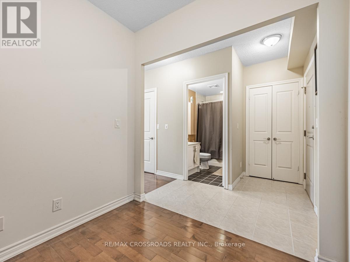 405 - 135 Wynford Drive, Toronto, Ontario  M3C 0J4 - Photo 5 - C12159700