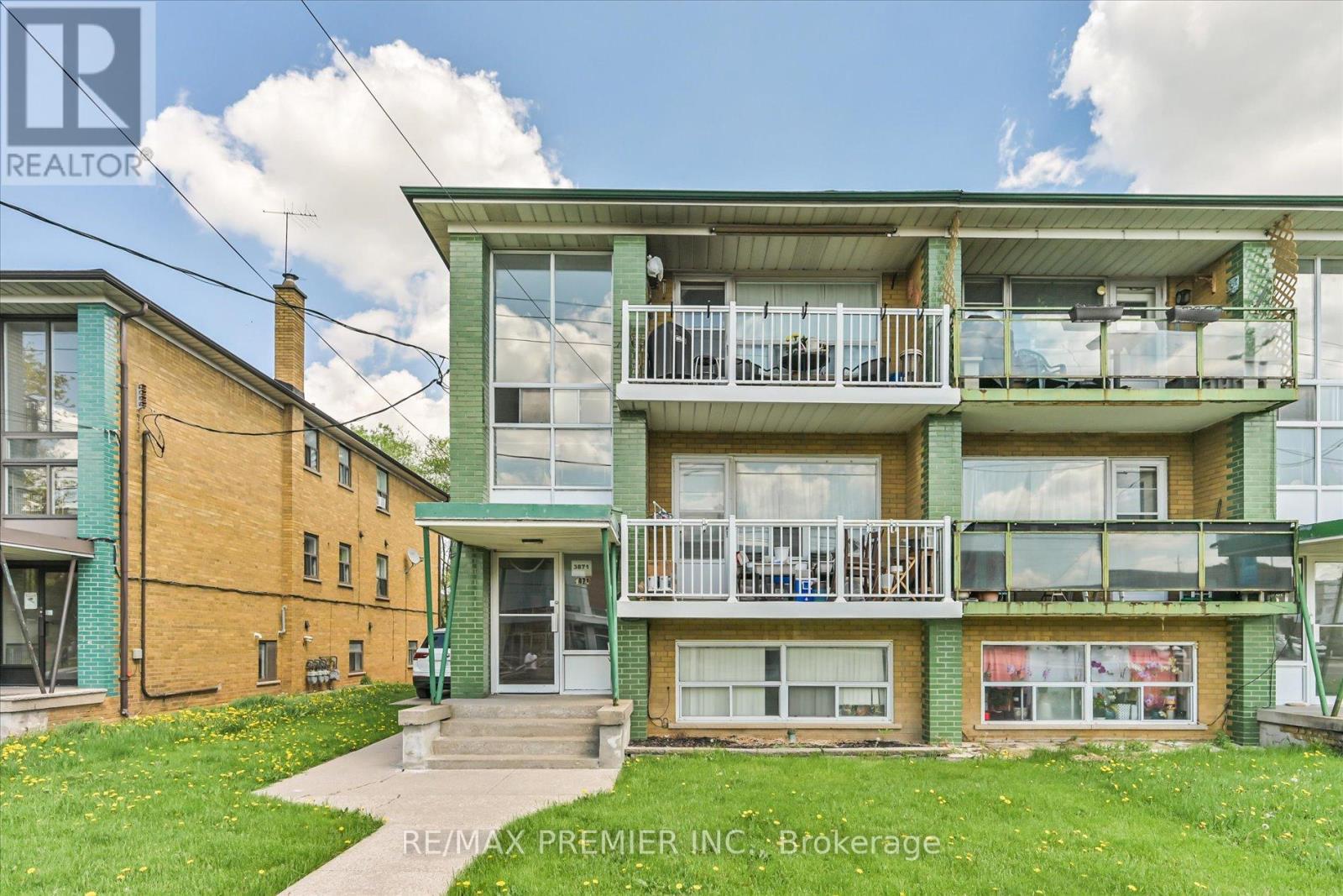 3871 Bathurst Street, Toronto, Ontario  M3H 3N4 - Photo 2 - C12159751
