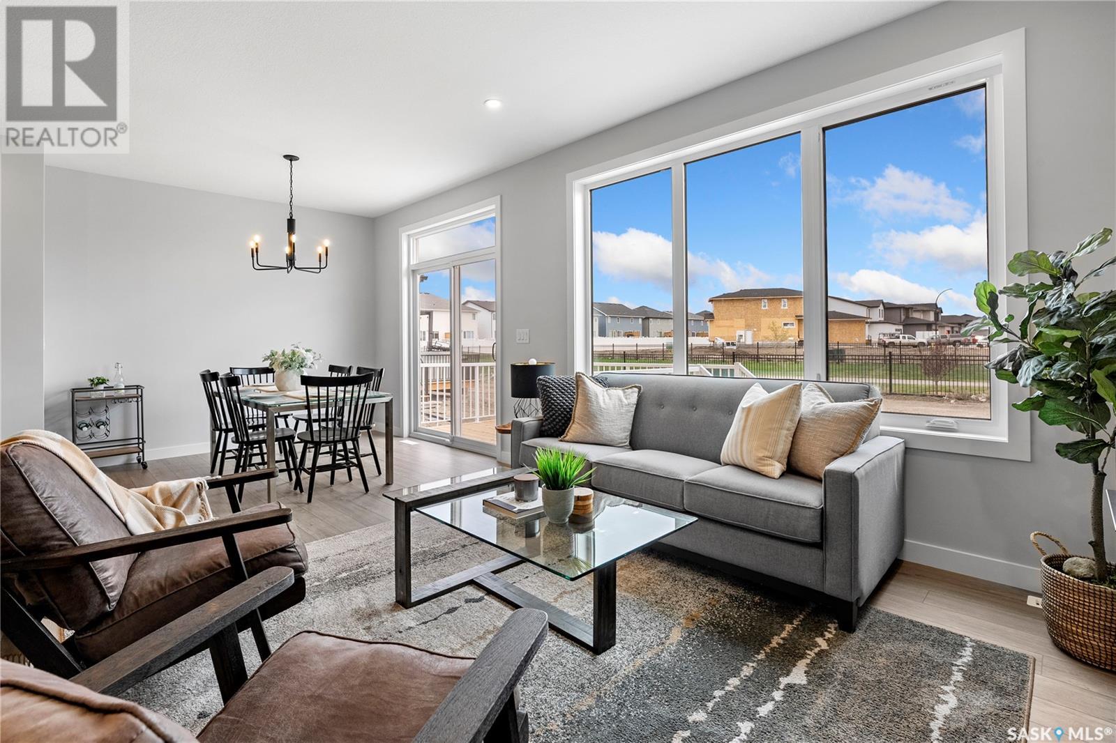 Property at 918 Brighton GATE image 4