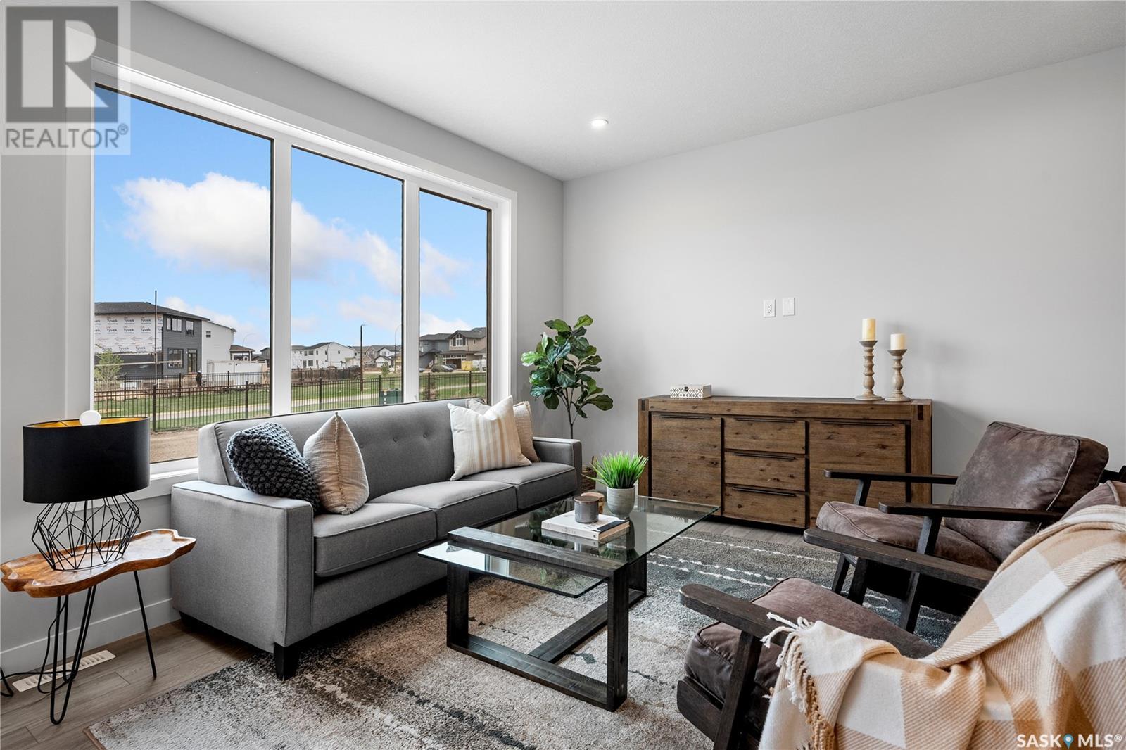 Property at 918 Brighton GATE image 5