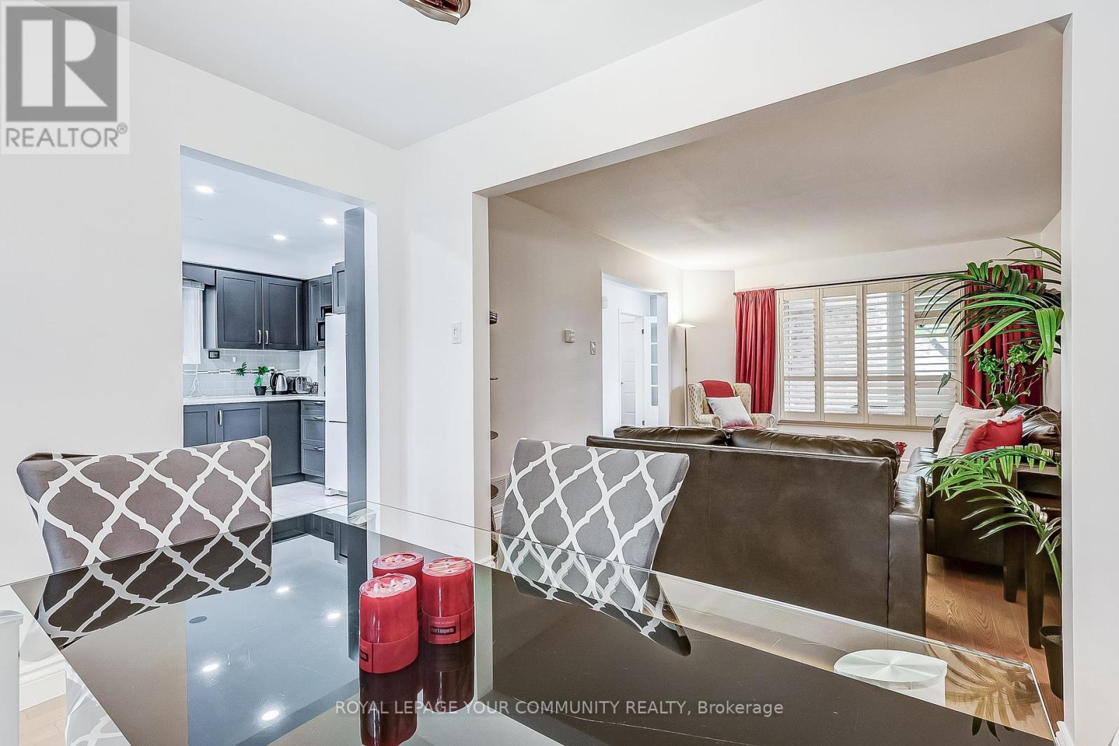 660 Foxwood Trail, Pickering, Ontario  L1V 3X8 - Photo 12 - E12159495