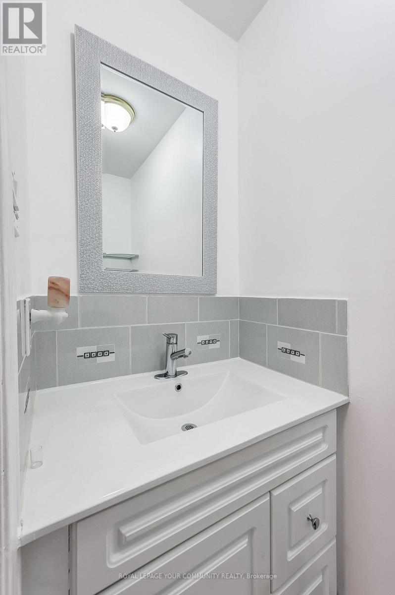 660 Foxwood Trail, Pickering, Ontario  L1V 3X8 - Photo 21 - E12159495