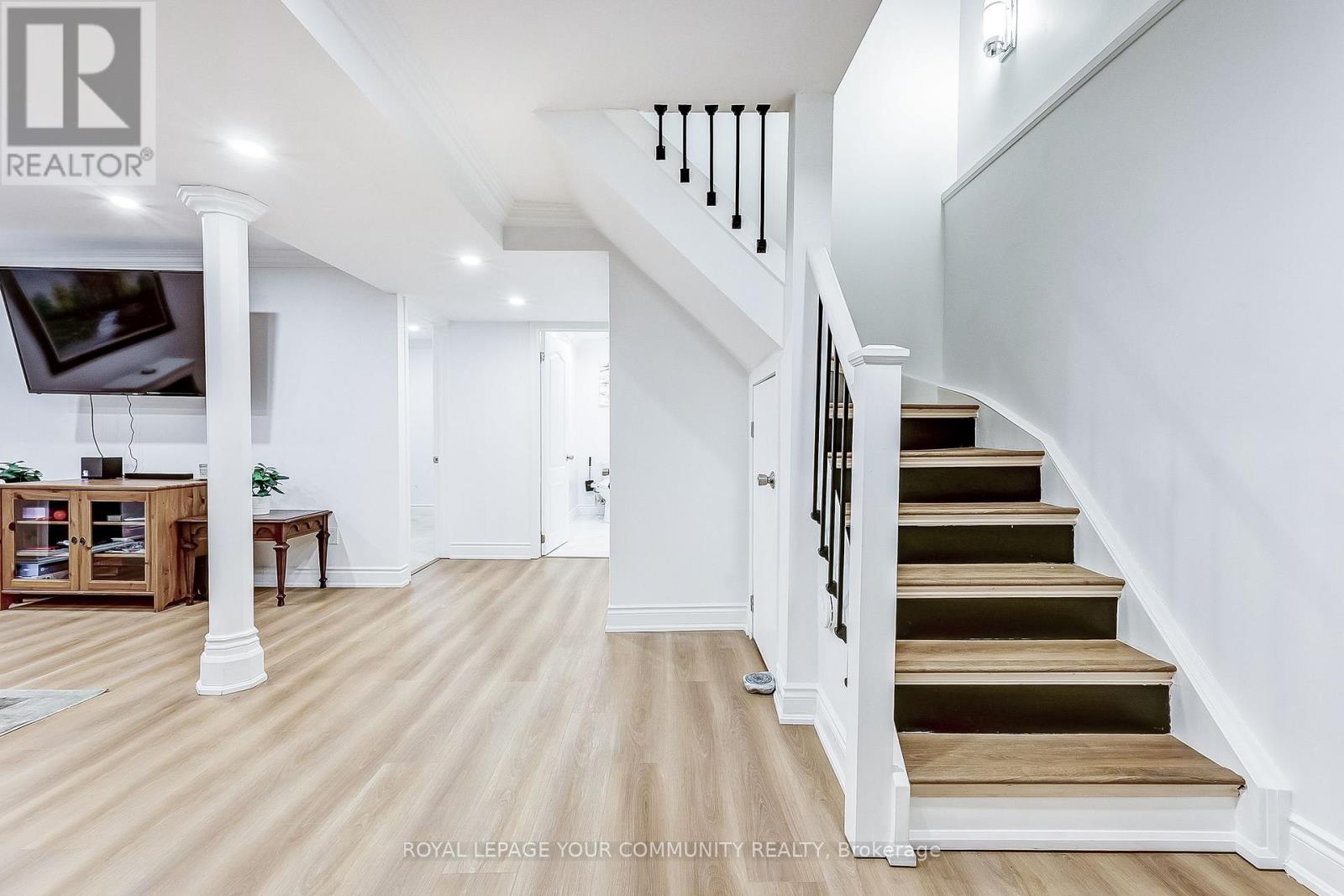 660 Foxwood Trail, Pickering, Ontario  L1V 3X8 - Photo 33 - E12159495
