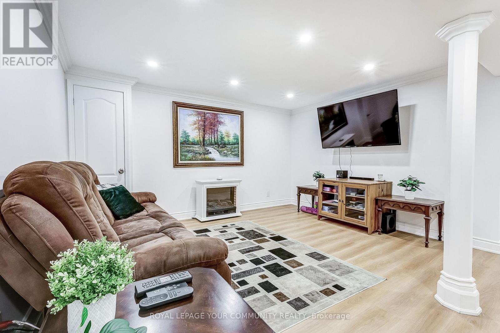 660 Foxwood Trail, Pickering, Ontario  L1V 3X8 - Photo 34 - E12159495