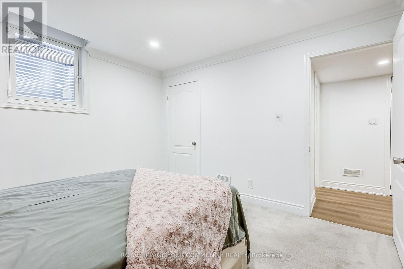 660 Foxwood Trail, Pickering, Ontario  L1V 3X8 - Photo 38 - E12159495
