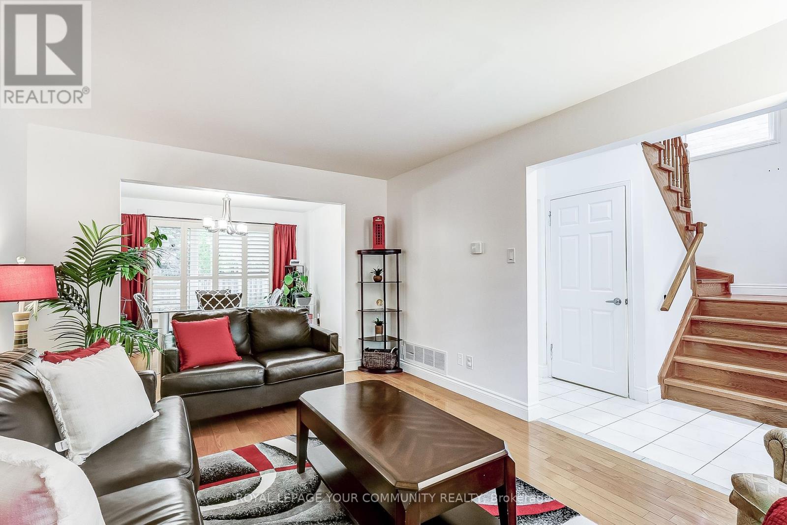 660 Foxwood Trail, Pickering, Ontario  L1V 3X8 - Photo 9 - E12159495