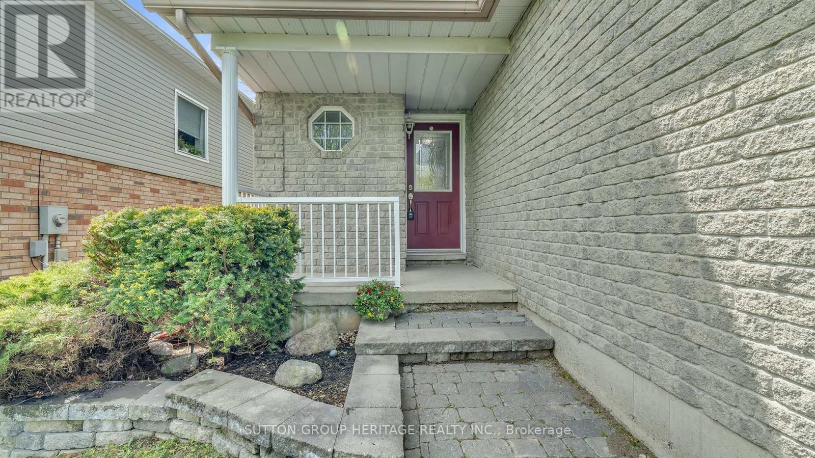 12 Cornish Drive, Clarington, Ontario  L1E 3E1 - Photo 4 - E12159576