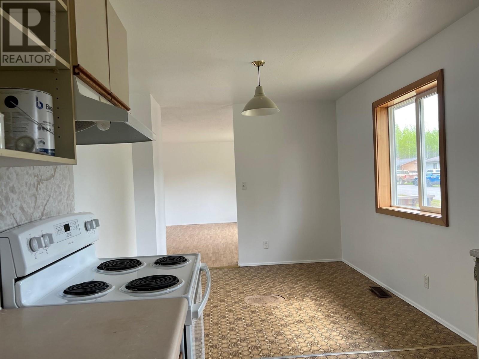 2625 Wiggins Way, Hazelton, British Columbia  V0J 1Y1 - Photo 8 - R3004103