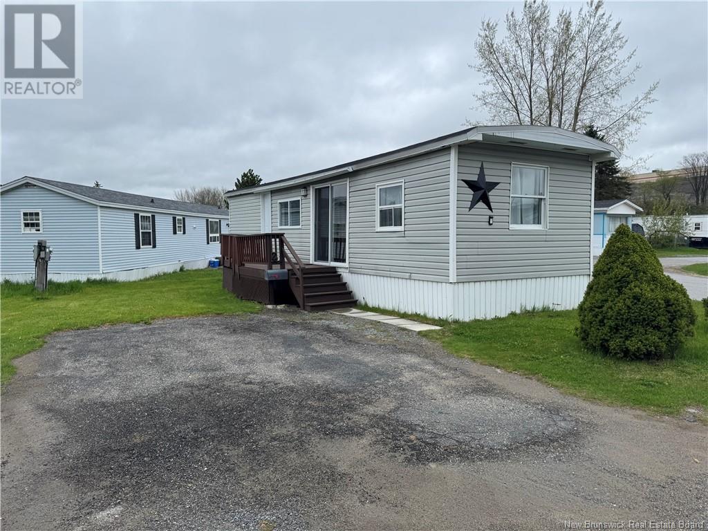 Property at 2 Starling Street image 2