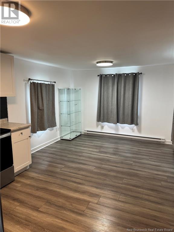 Property at 2 Starling Street image 5