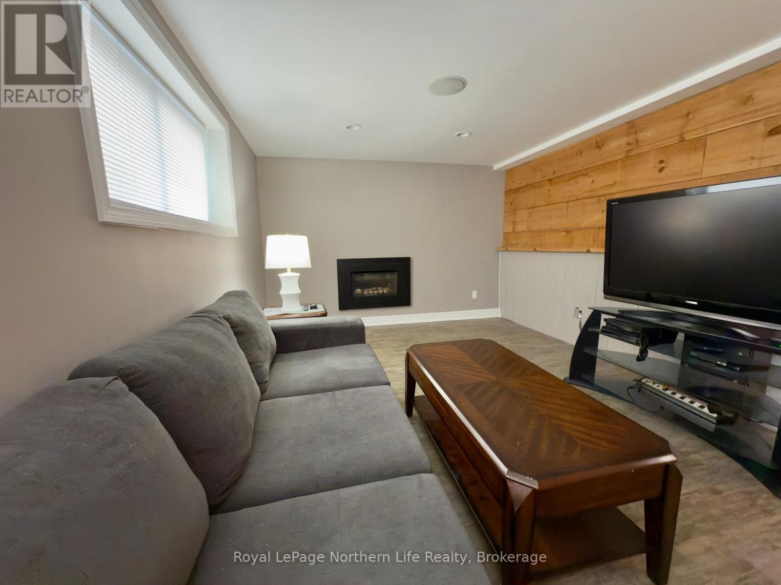 570 Ursula Street, North Bay, Ontario  P1B 8M8 - Photo 25 - X12086108