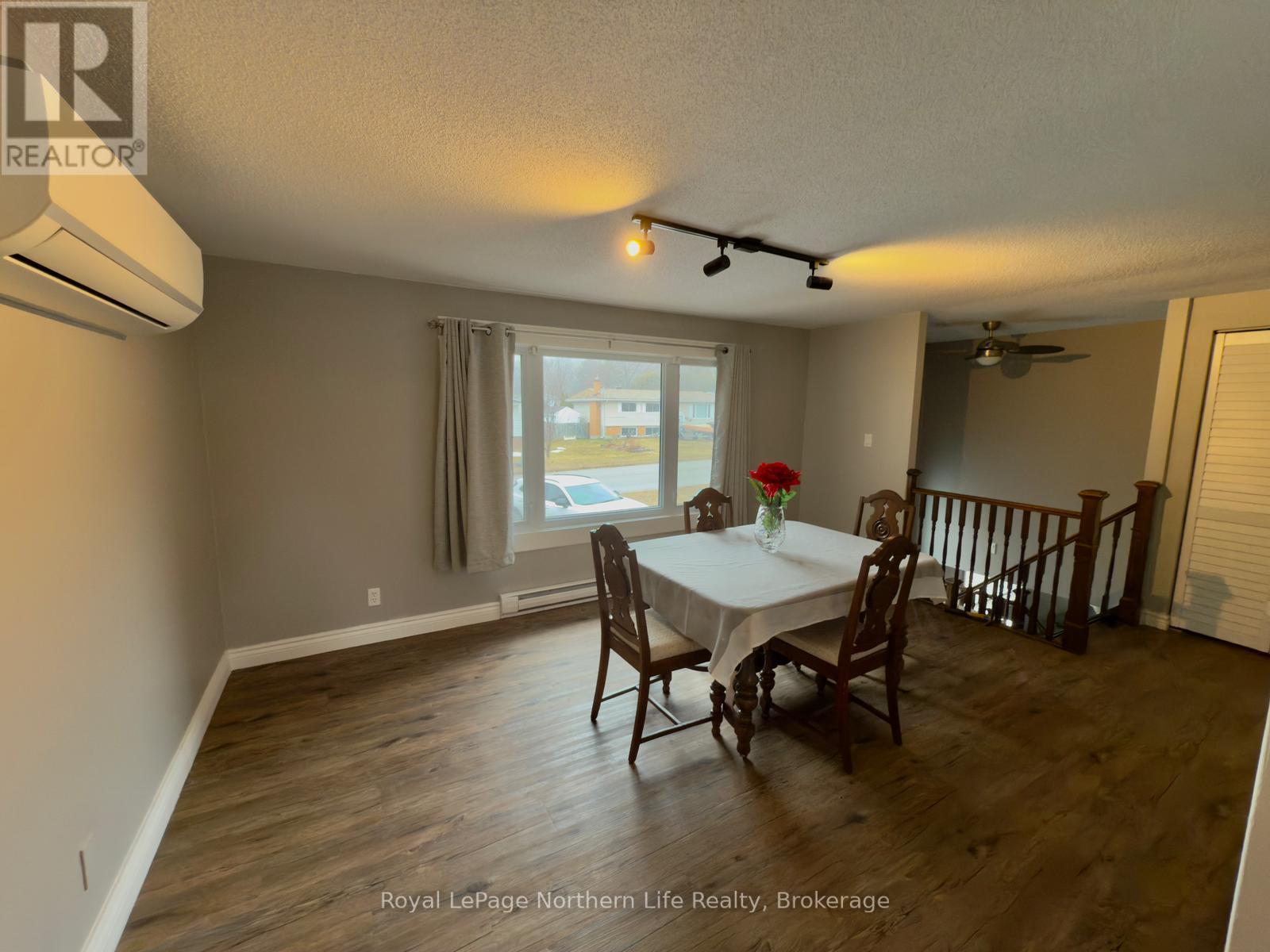 570 Ursula Street, North Bay, Ontario  P1B 8M8 - Photo 9 - X12086108