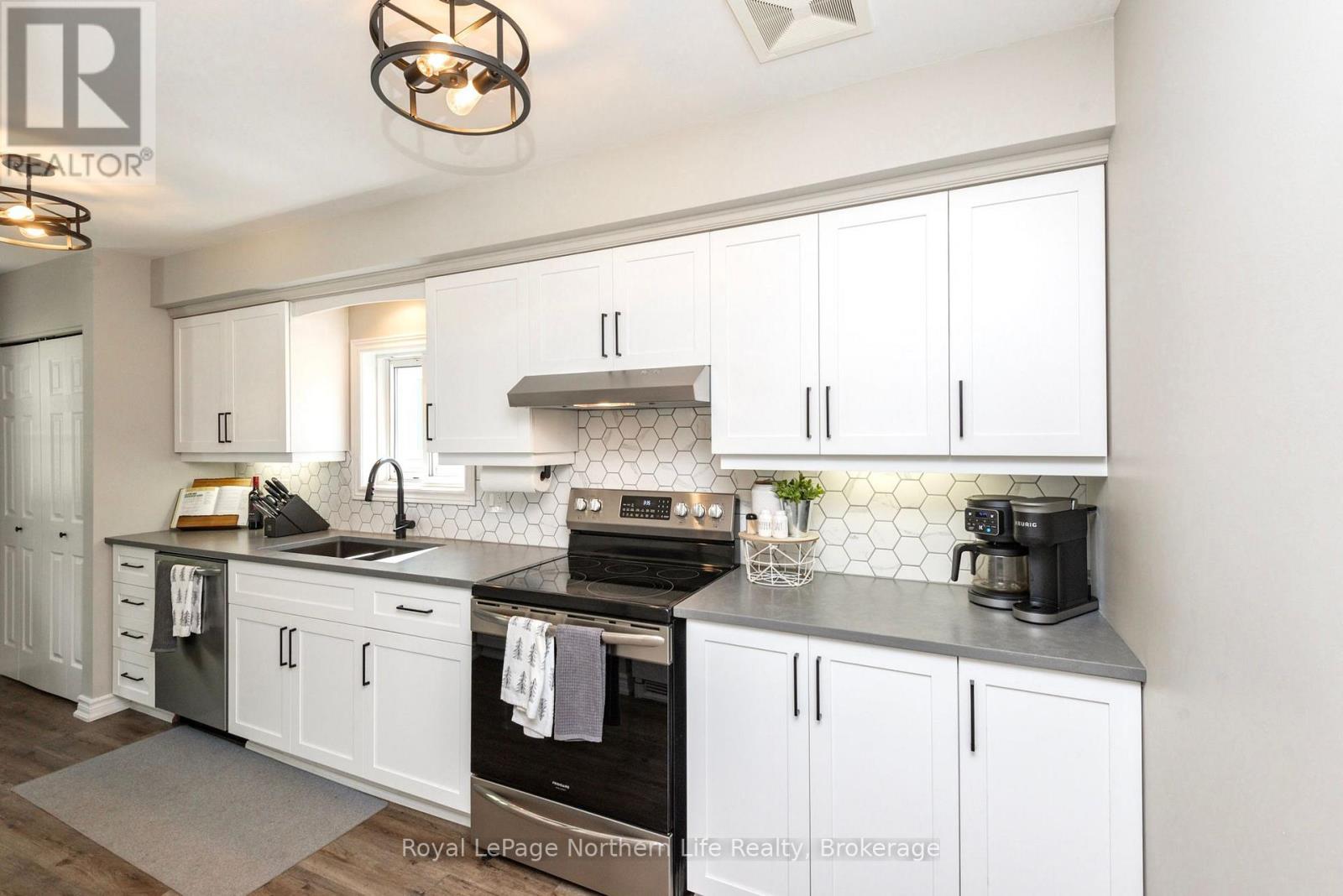 463 Bunting Drive, North Bay (Ferris), Ontario  P1A 4L4 - Photo 13 - X12159568