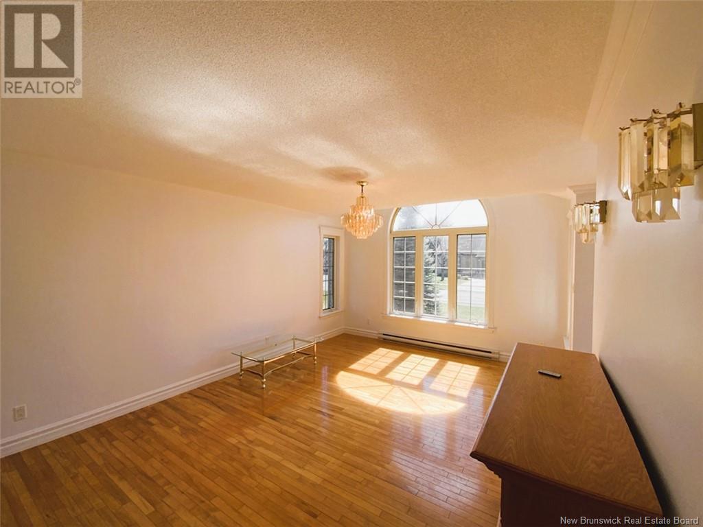 Property at 14 des Champs Street image 3