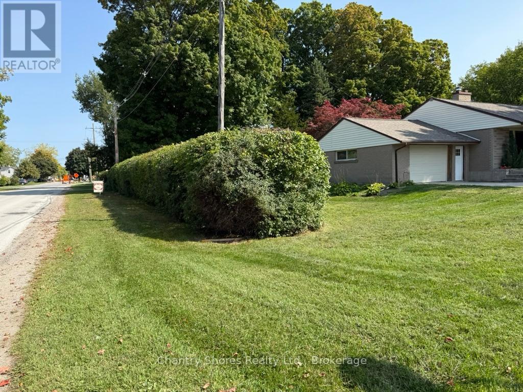 647 Eugenie Street E, Saugeen Shores, Ontario  N0H 2C4 - Photo 18 - X12149268