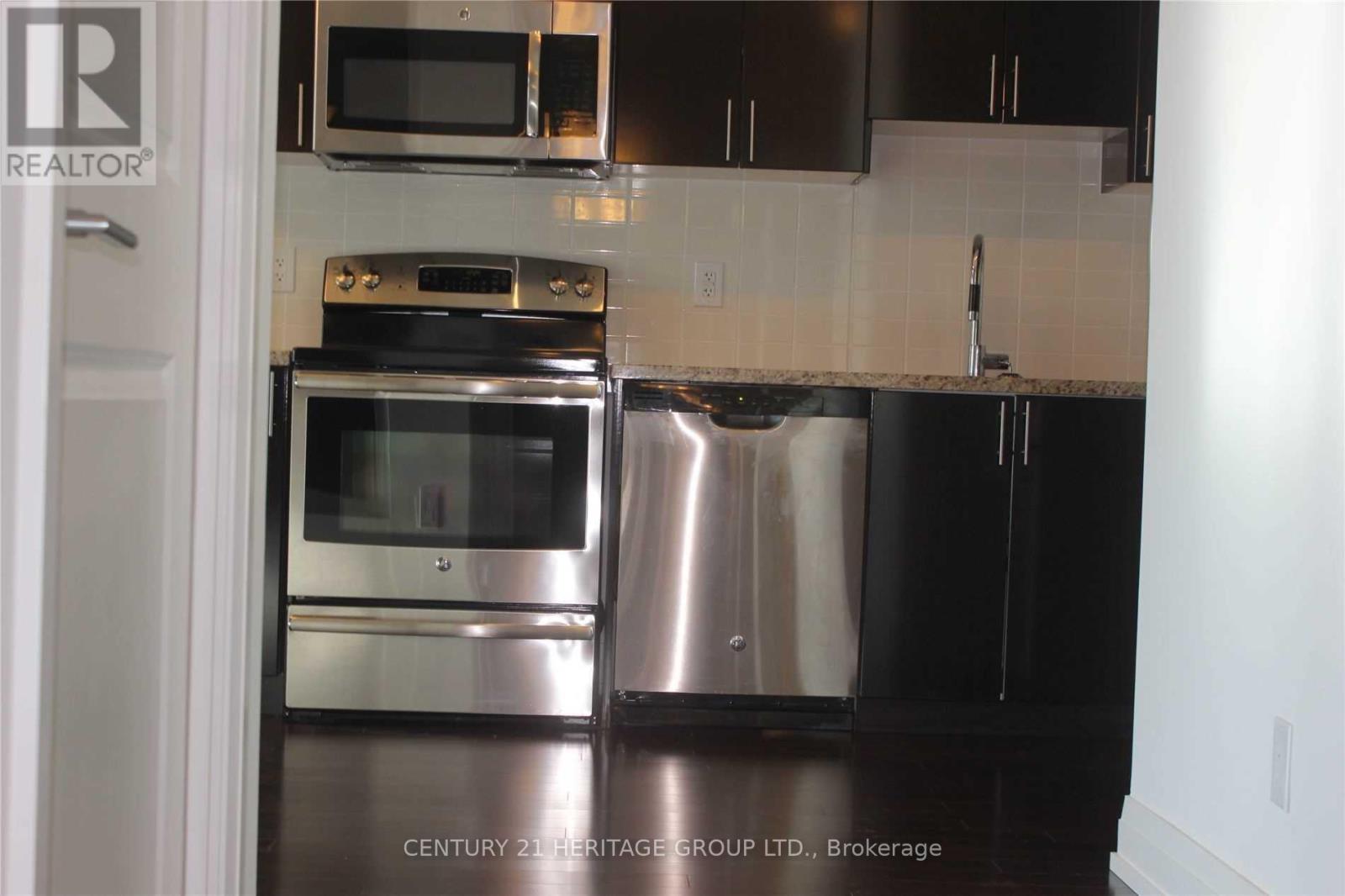 721 - 7167 Yonge Street, Markham (Thornhill), Ontario  L3T 0E1 - Photo 6 - N12159580