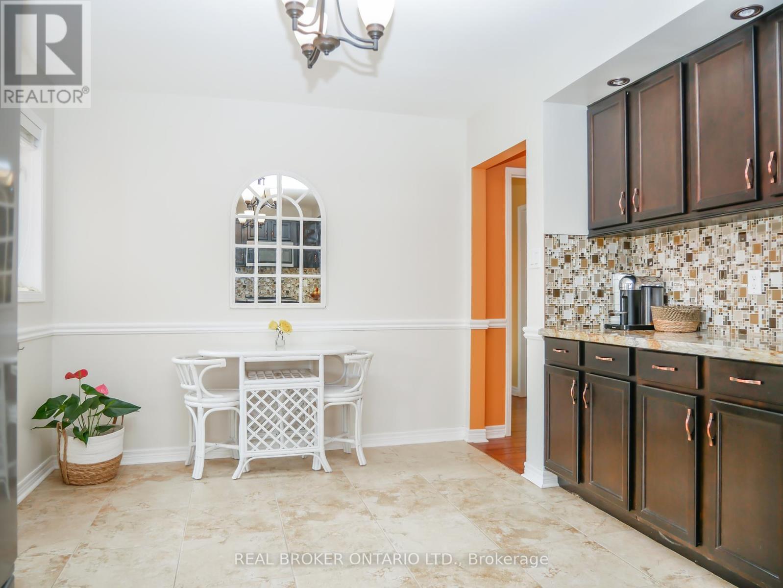 1309 Vincent Crescent, Innisfil, Ontario  L9S 1Z8 - Photo 13 - N12159630
