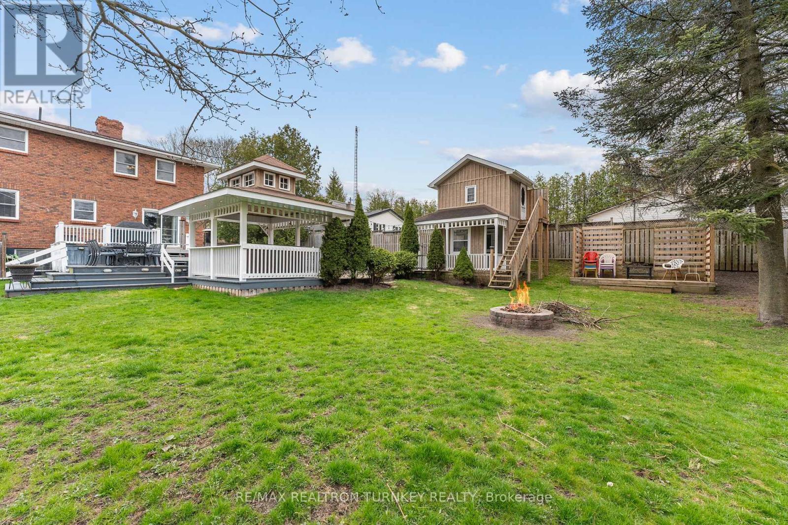 10 Dafoe Street, Uxbridge, Ontario  L0E 1T0 - Photo 8 - N12159650