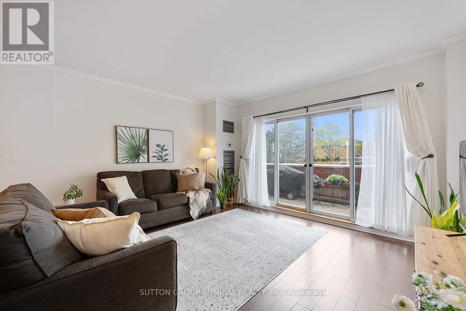 107 - 9 CHALMERS ROAD, Richmond Hill, Ontario