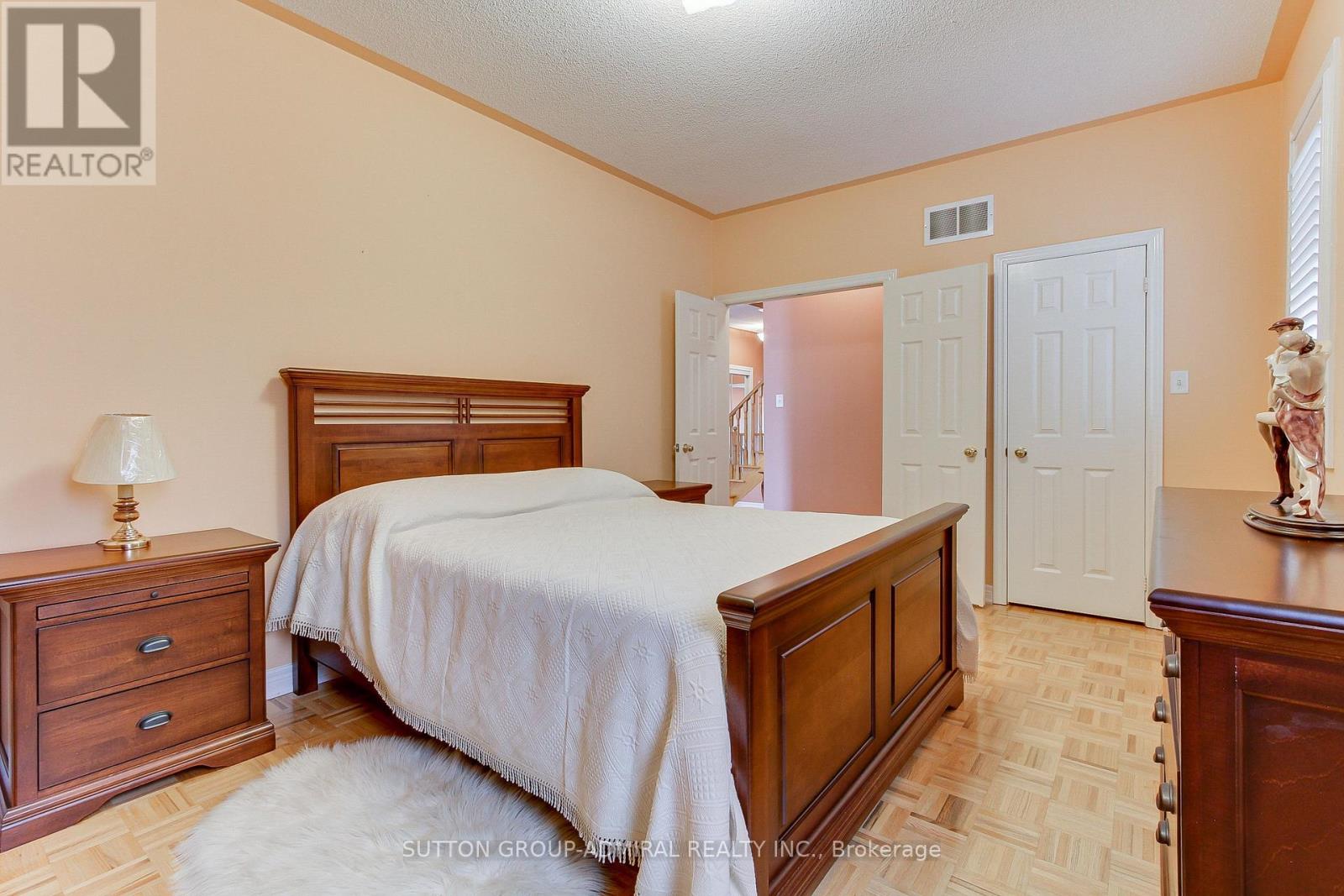 90 Guery Crescent, Vaughan, Ontario  L4L 9P5 - Photo 15 - N12159753