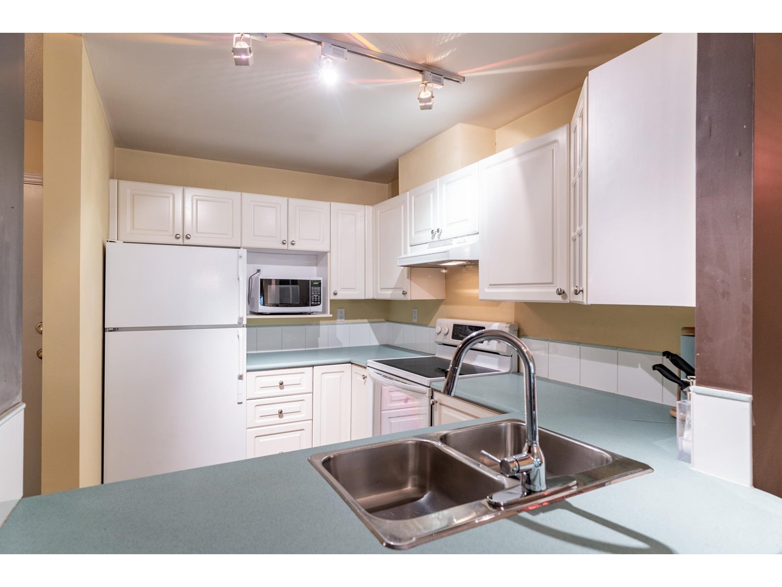 114 15150 108 Avenue, Surrey, British Columbia  V3R 0V1 - Photo 8 - R3004222