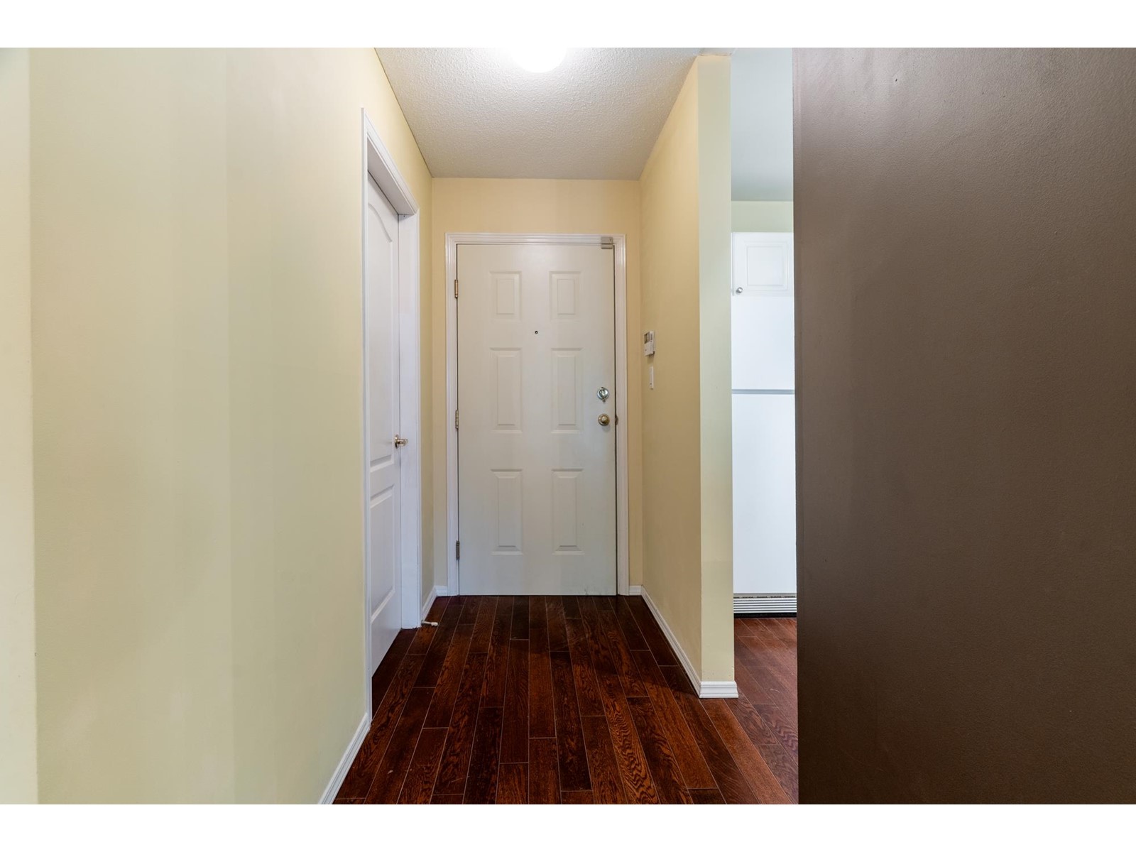 114 15150 108 Avenue, Surrey, British Columbia  V3R 0V1 - Photo 3 - R3004222
