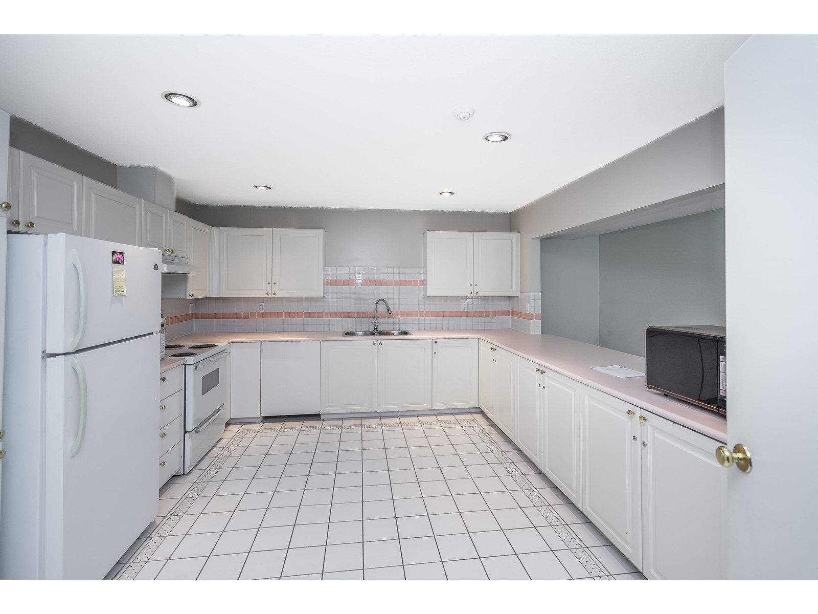 114 15150 108 Avenue, Surrey, British Columbia  V3R 0V1 - Photo 37 - R3004222