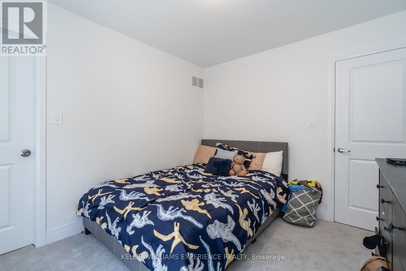 25 Paddington Grove, Barrie, Ontario  L9J 0J3 - Photo 27 - S12159561