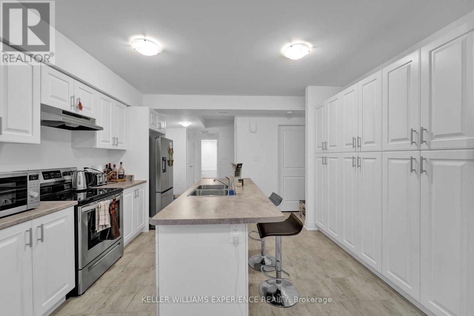 25 Paddington Grove, Barrie, Ontario  L9J 0J3 - Photo 30 - S12159561