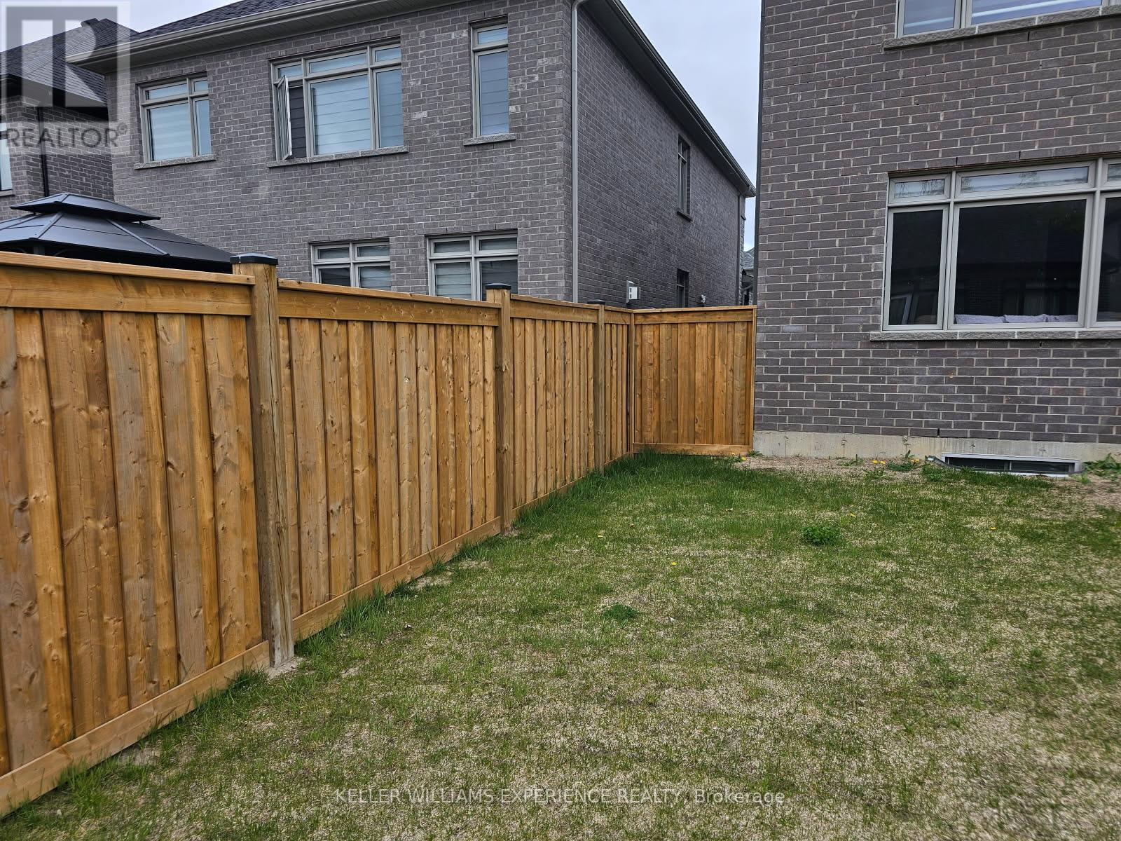 25 Paddington Grove, Barrie, Ontario  L9J 0J3 - Photo 39 - S12159561
