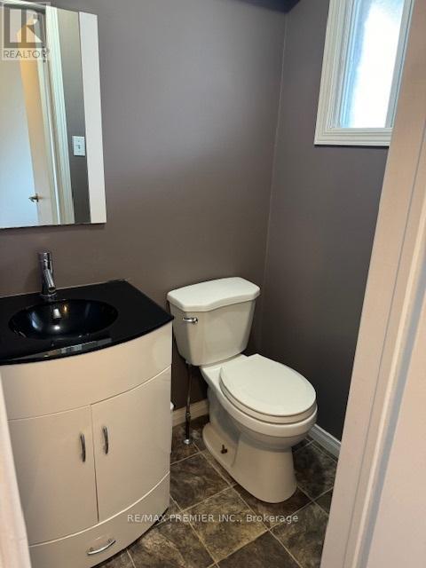 34 Argyle Road, Barrie, Ontario  L4N 6P7 - Photo 12 - S12159666