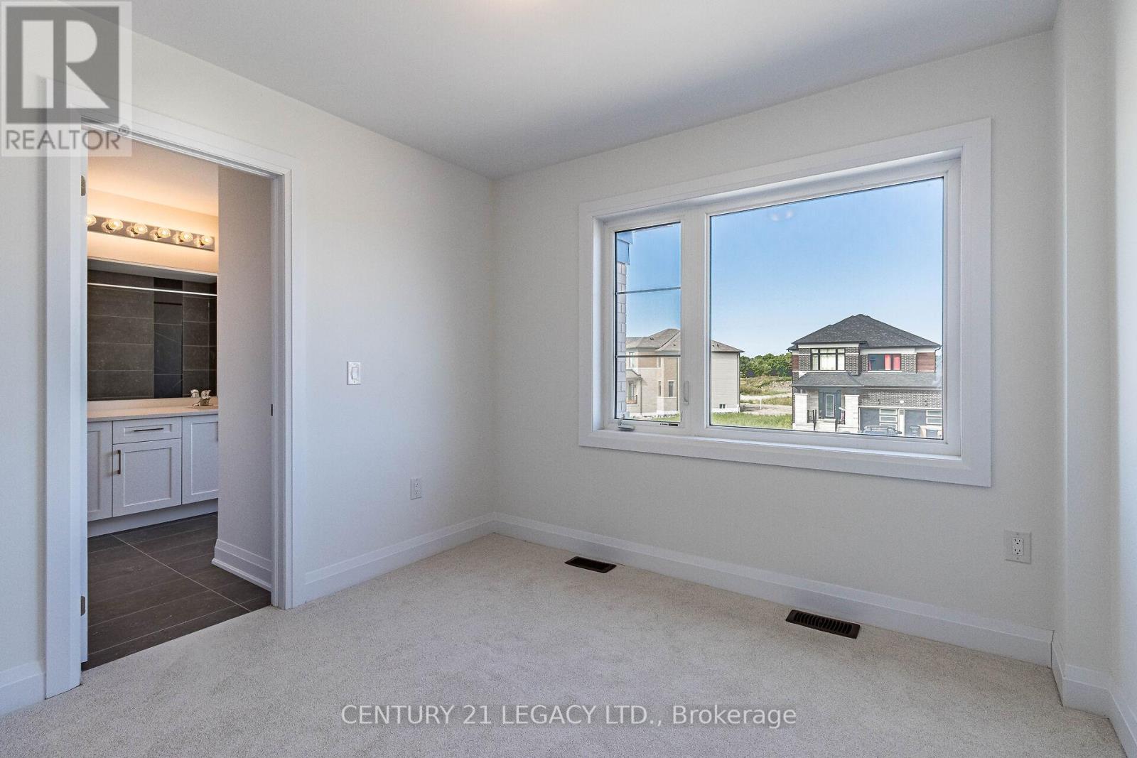 30 Union Boulevard, Wasaga Beach, Ontario  L9Z 0M5 - Photo 10 - S12159680