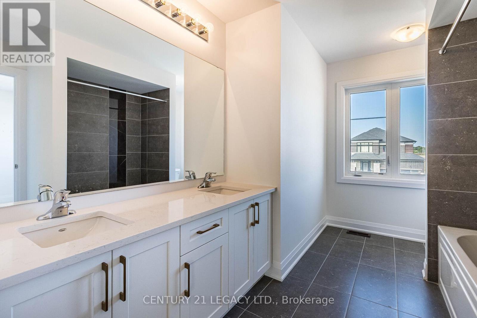 30 Union Boulevard, Wasaga Beach, Ontario  L9Z 0M5 - Photo 7 - S12159680