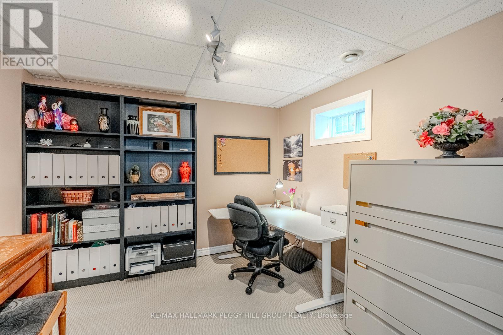 33 Porter Crescent, Barrie, Ontario  L4M 5H8 - Photo 18 - S12159729