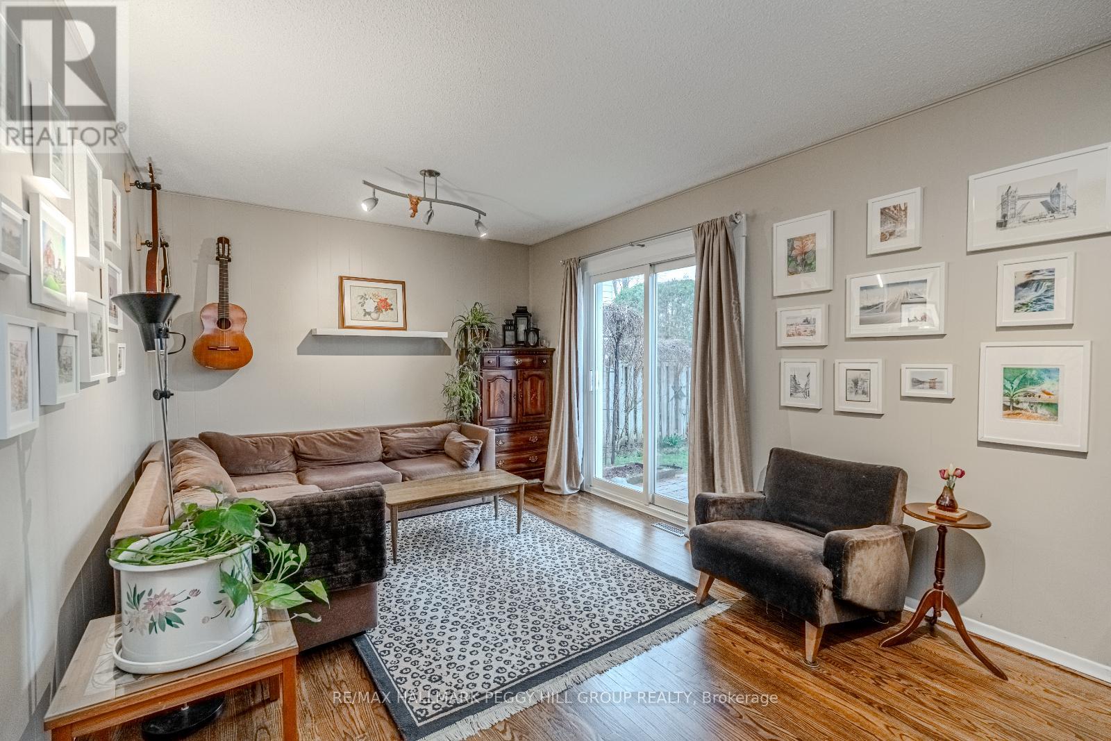 33 Porter Crescent, Barrie, Ontario  L4M 5H8 - Photo 9 - S12159729