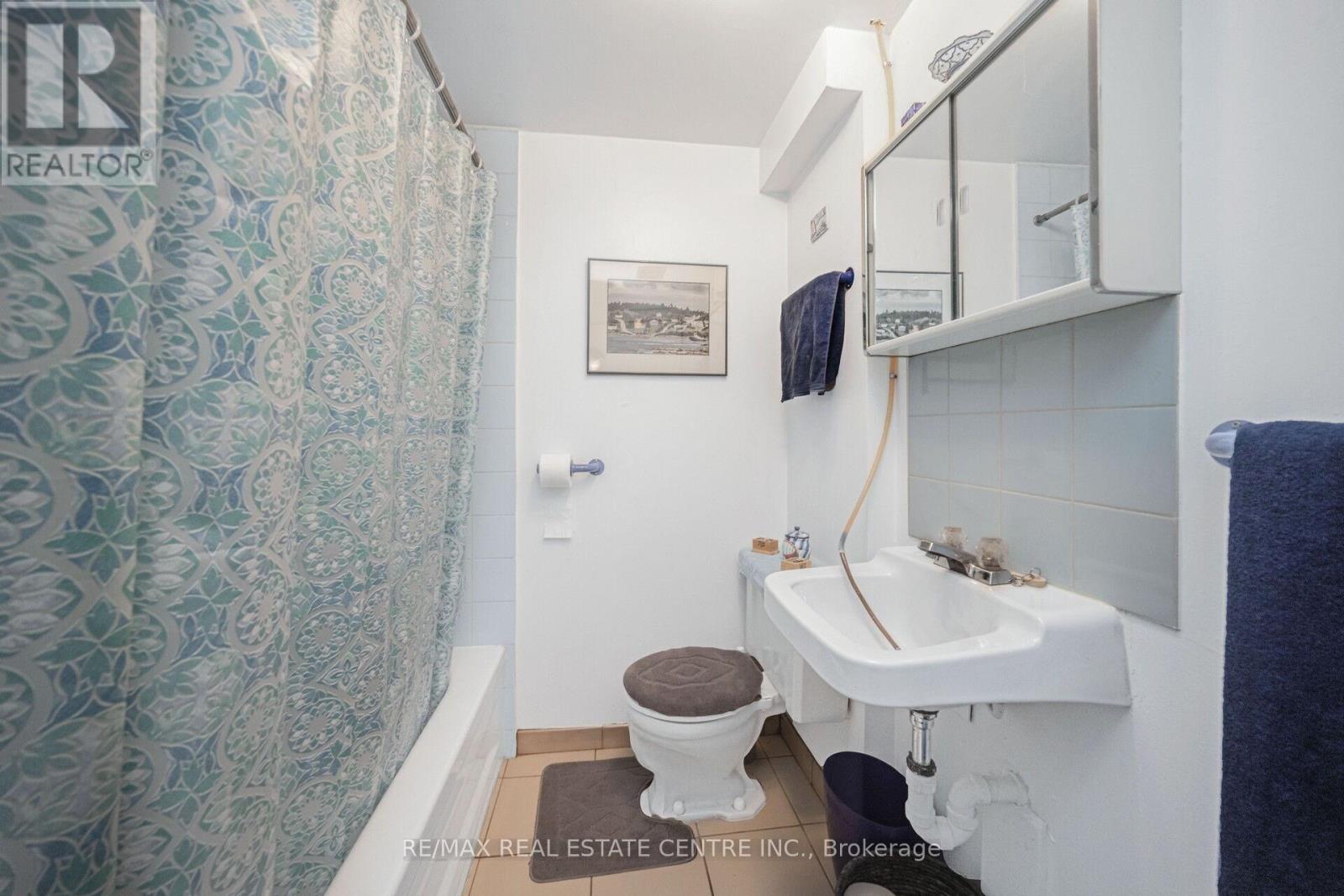 140 Vodden Street E, Brampton, Ontario  L6V 1M5 - Photo 37 - W12148861