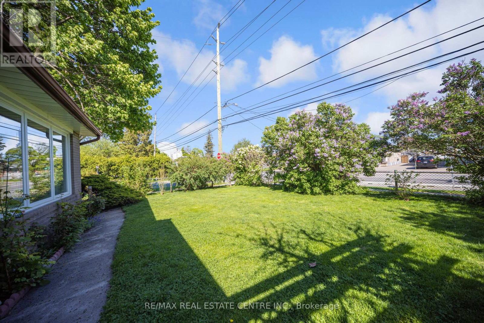 140 Vodden Street E, Brampton, Ontario  L6V 1M5 - Photo 48 - W12148861
