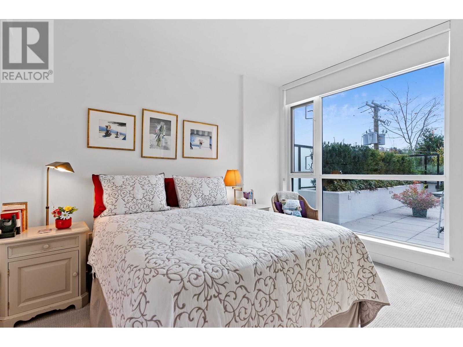 Listing Picture 18 of 40 : 372 438 W KING EDWARD AVENUE, Vancouver / 溫哥華 - 魯藝地產 Yvonne Lu Group - MLS Medallion Club Member