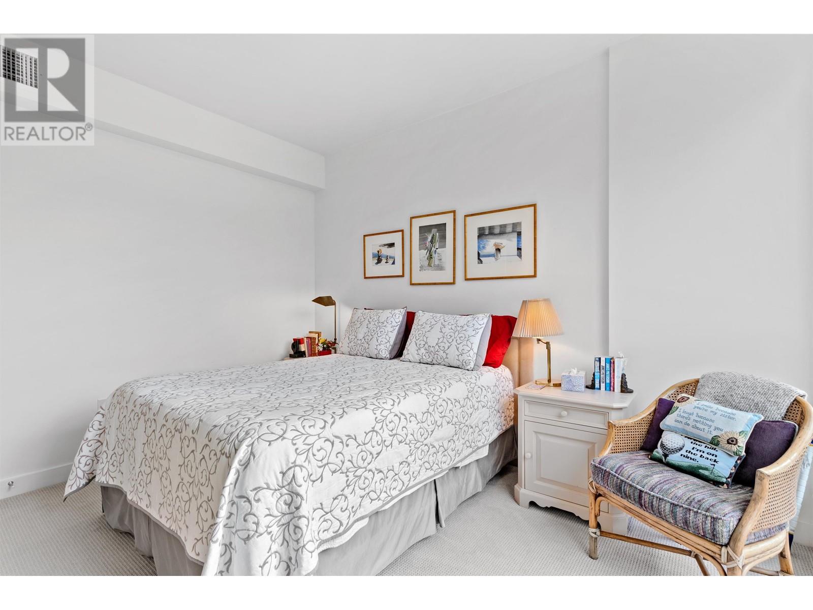 Listing Picture 19 of 40 : 372 438 W KING EDWARD AVENUE, Vancouver / 溫哥華 - 魯藝地產 Yvonne Lu Group - MLS Medallion Club Member