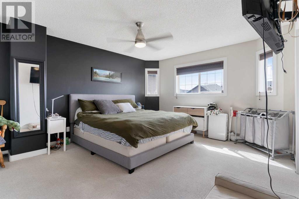 906 Channelside Road Sw, Airdrie, Alberta  T4B 3J3 - Photo 9 - A2209937