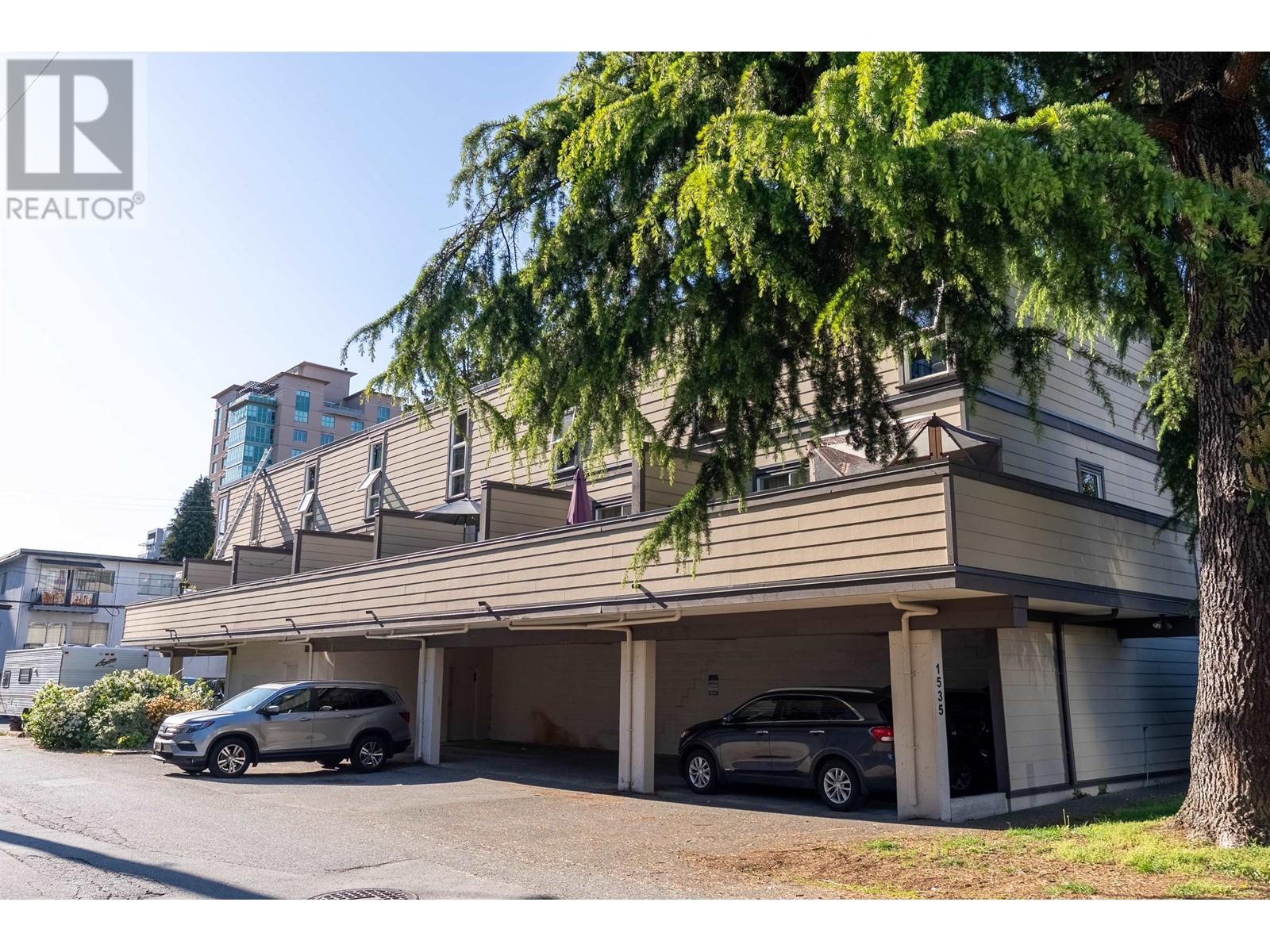 Property at 5 1535 ST. GEORGES AVENUE image 2
