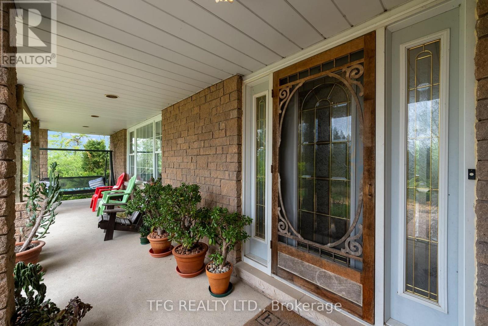41 Grandview Drive, Kawartha Lakes, Ontario K0L 2W0 - Photo 4 - X12159860
