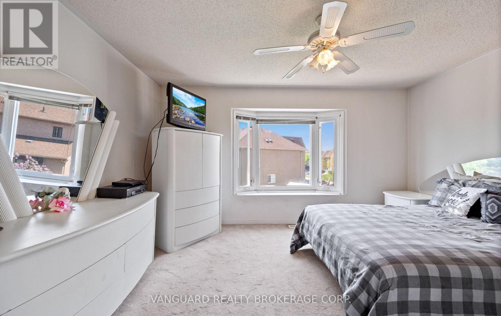65 Clover Bloom Road, Brampton, Ontario  L6R 1S4 - Photo 21 - W12159497