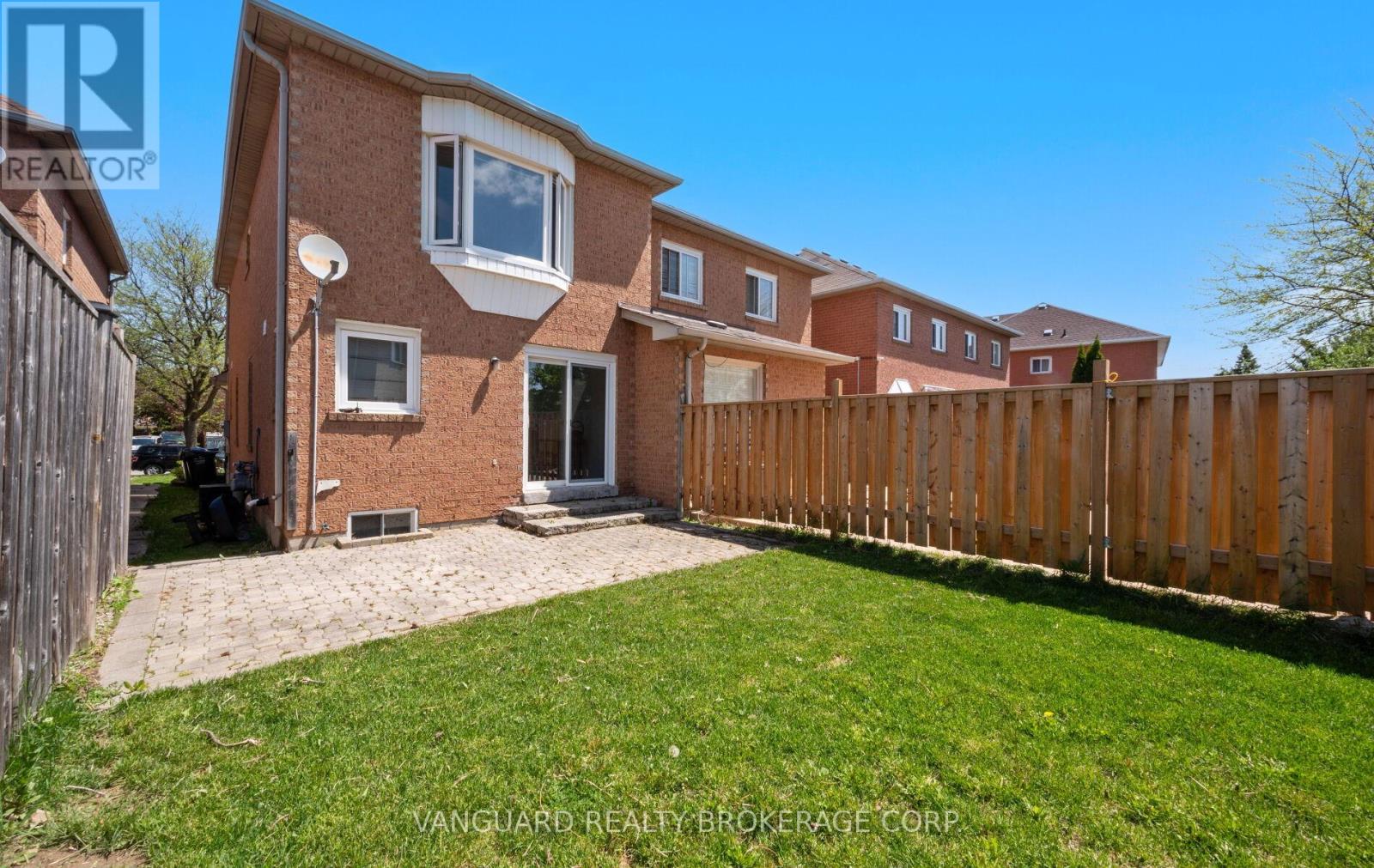 65 Clover Bloom Road, Brampton, Ontario  L6R 1S4 - Photo 37 - W12159497