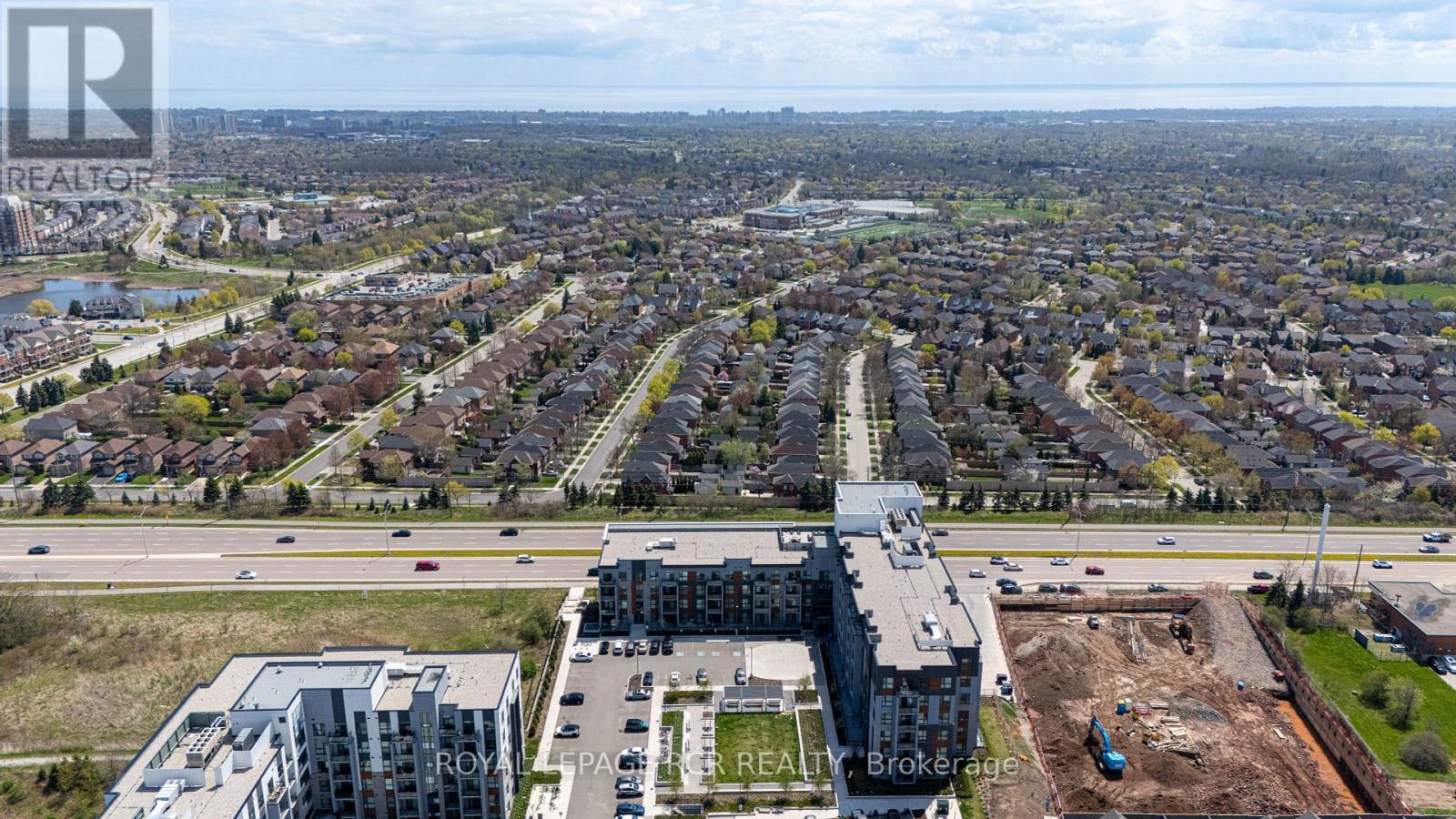 314 - 95 Dundas Street W, Oakville (Go Glenorchy), Ontario  L6M 5N4 - Photo 31 - W12159512