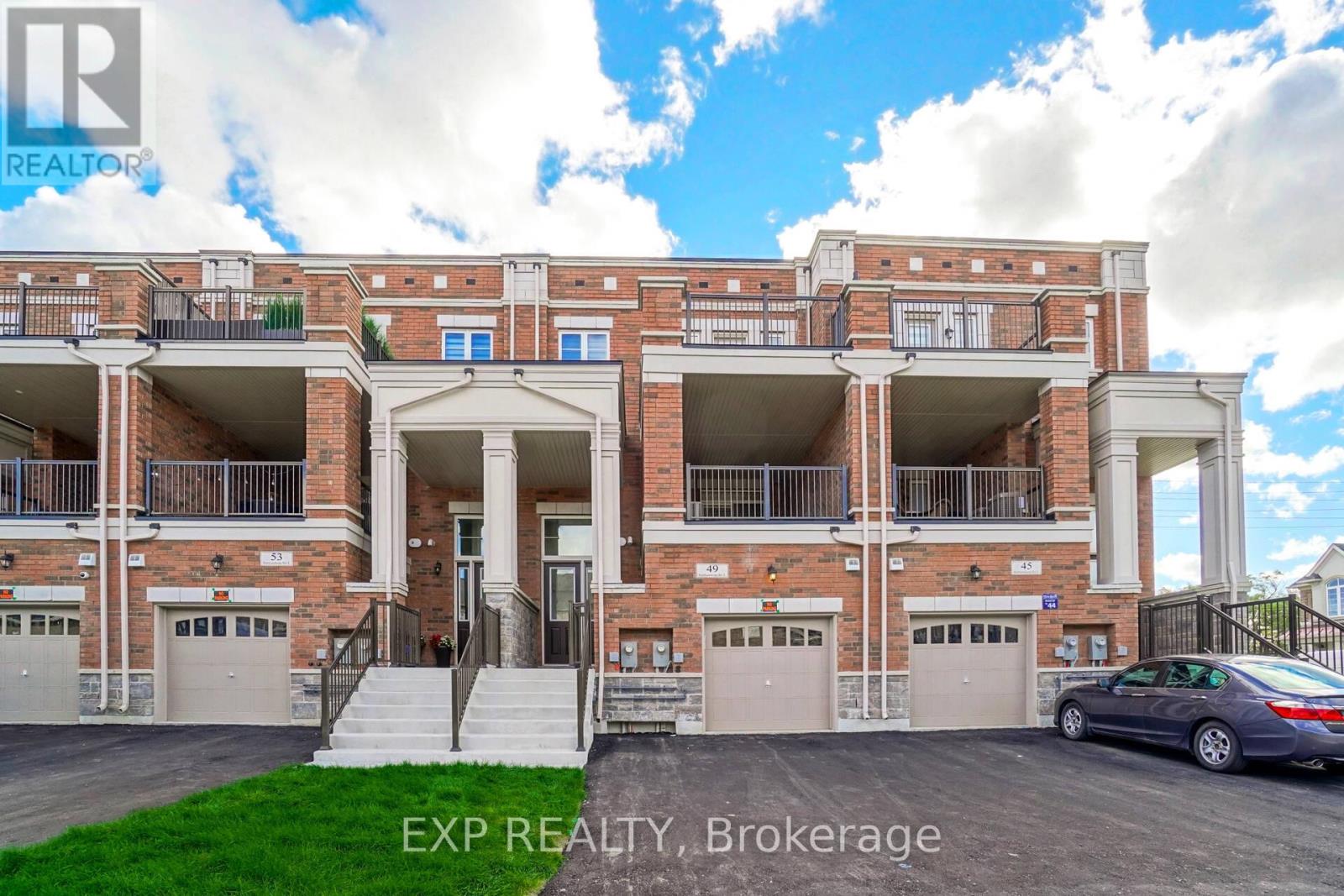 49 BURNHAMTHORPE ROAD E, Oakville, Ontario