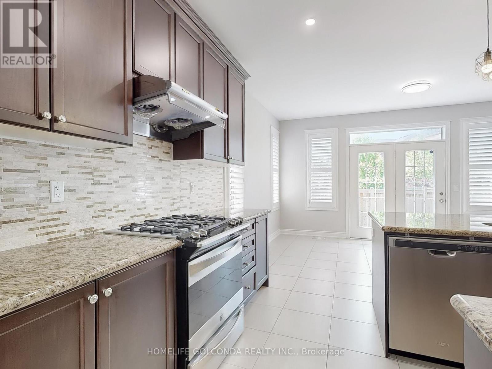 3148 Larry Crescent, Oakville, Ontario  L6M 0T1 - Photo 17 - W12159605