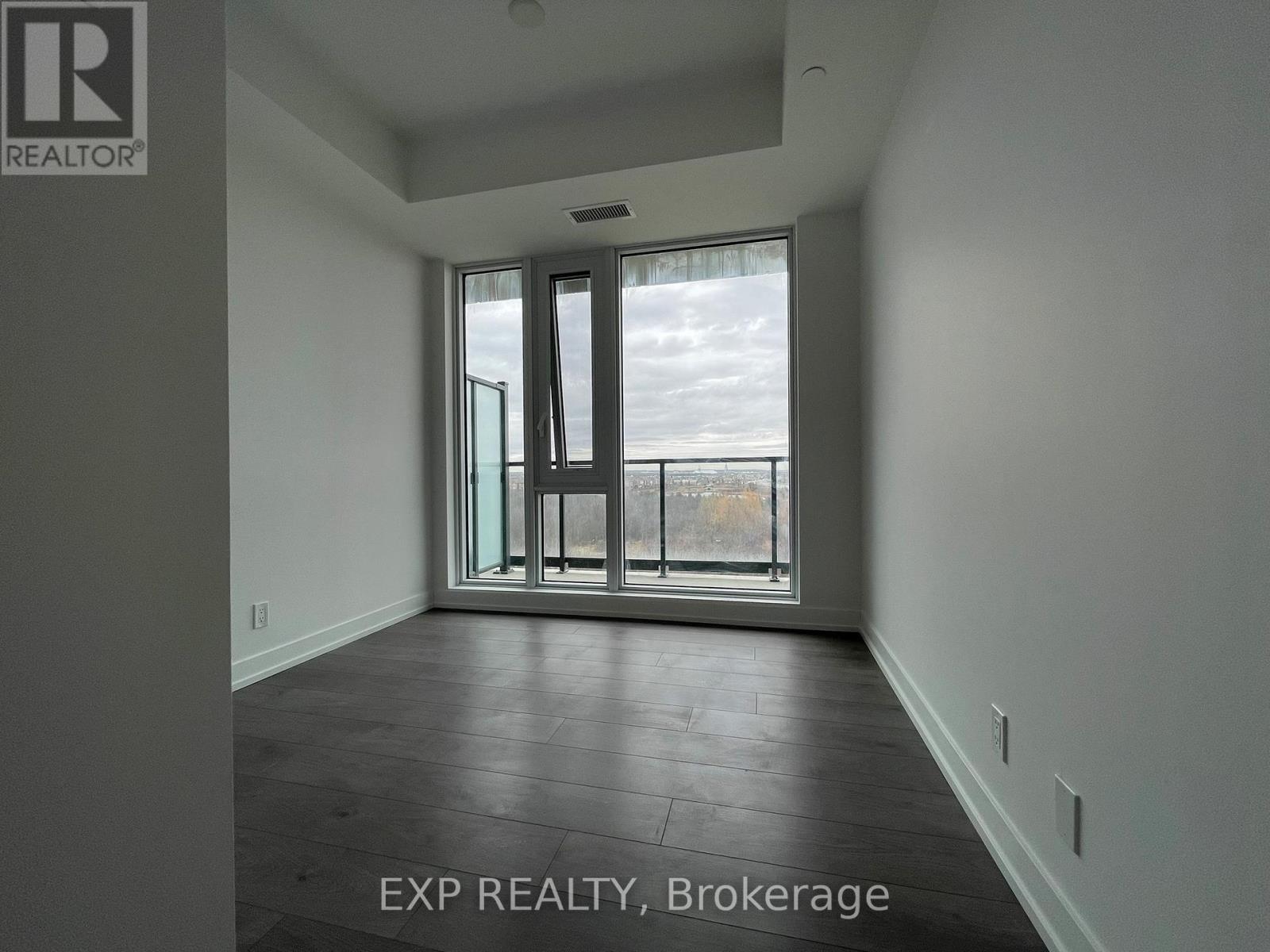 508 - 215 Veterans Drive, Brampton, Ontario  L7A 0B6 - Photo 11 - W12159632